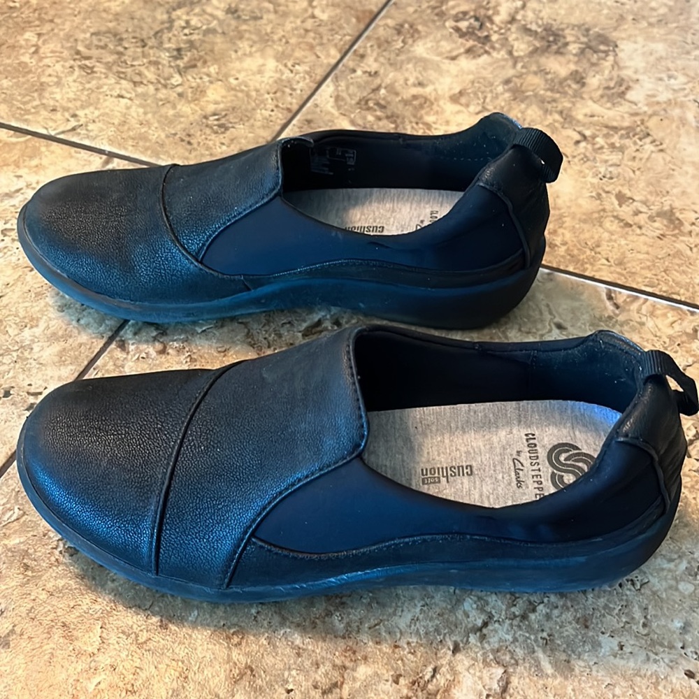 Black Cloud Steppers. - image 3